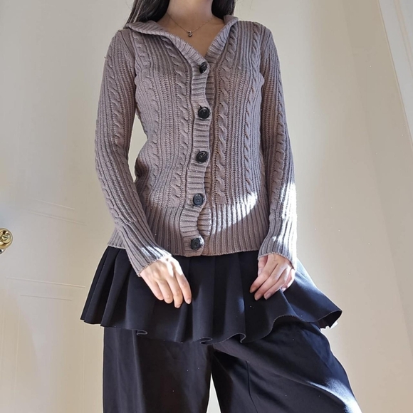 Cable Knit Cardigan - Picture 5 of 8